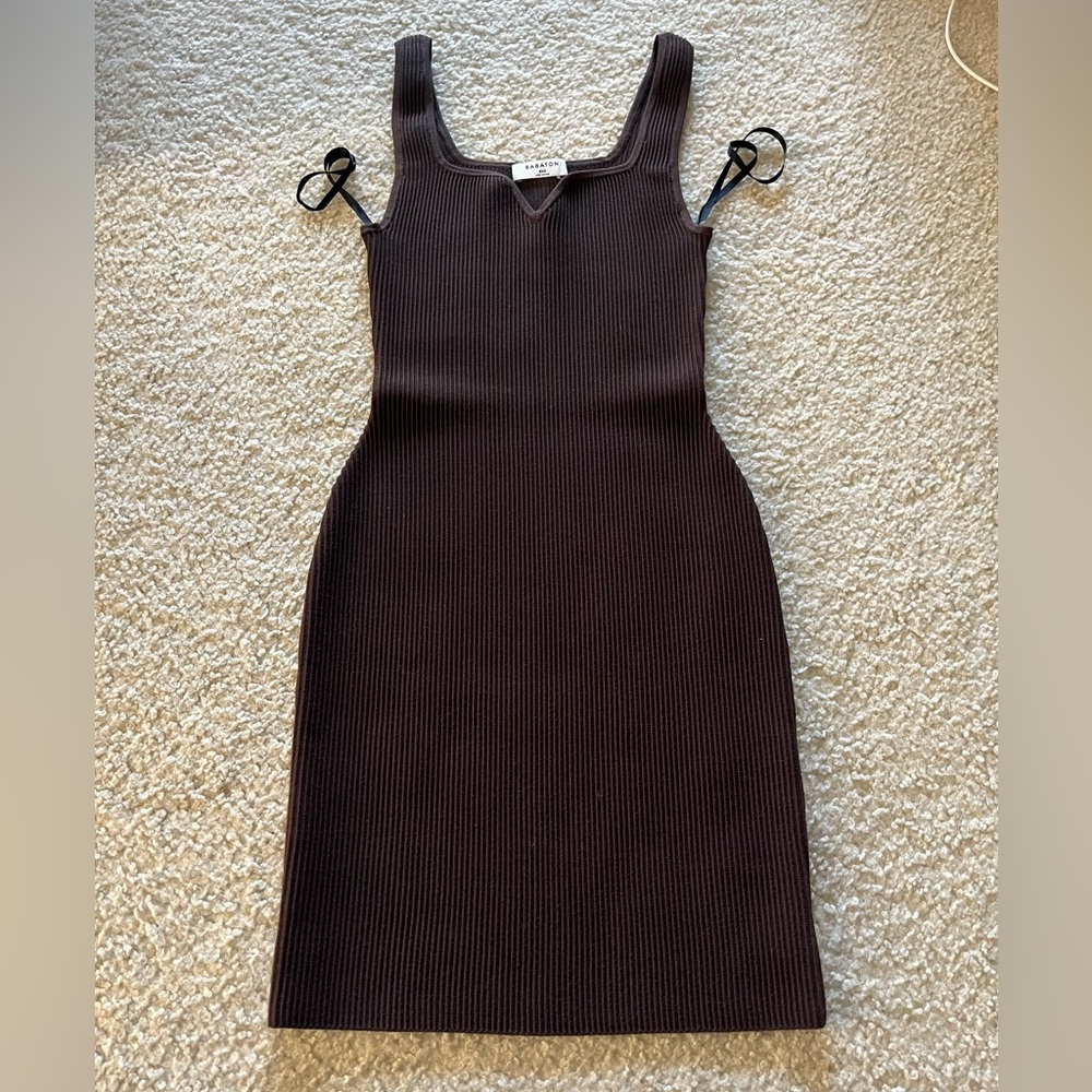 ARITZIA | Babaton Sculpt Knit Notch Dress